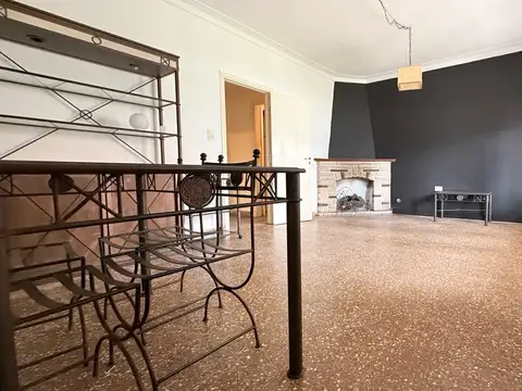 Depto Tipo Casa en Venta en La Perla Norte, USD 138.000