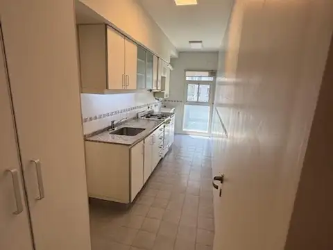 Departamento 3 ambientes con 2 baños