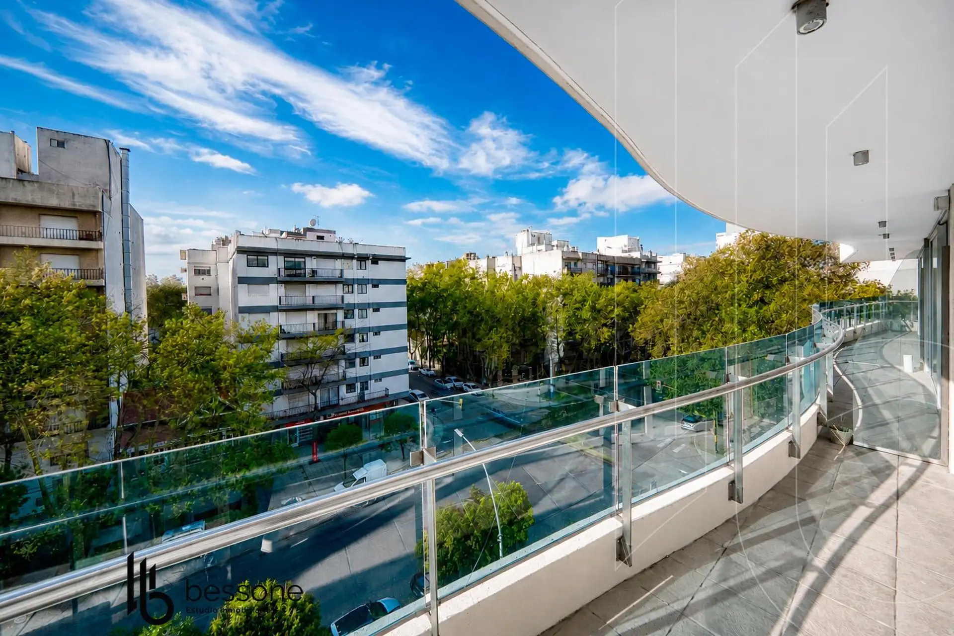 Depto 2 amb, 61m² con amenities y cochera optativa — La Perla Sur