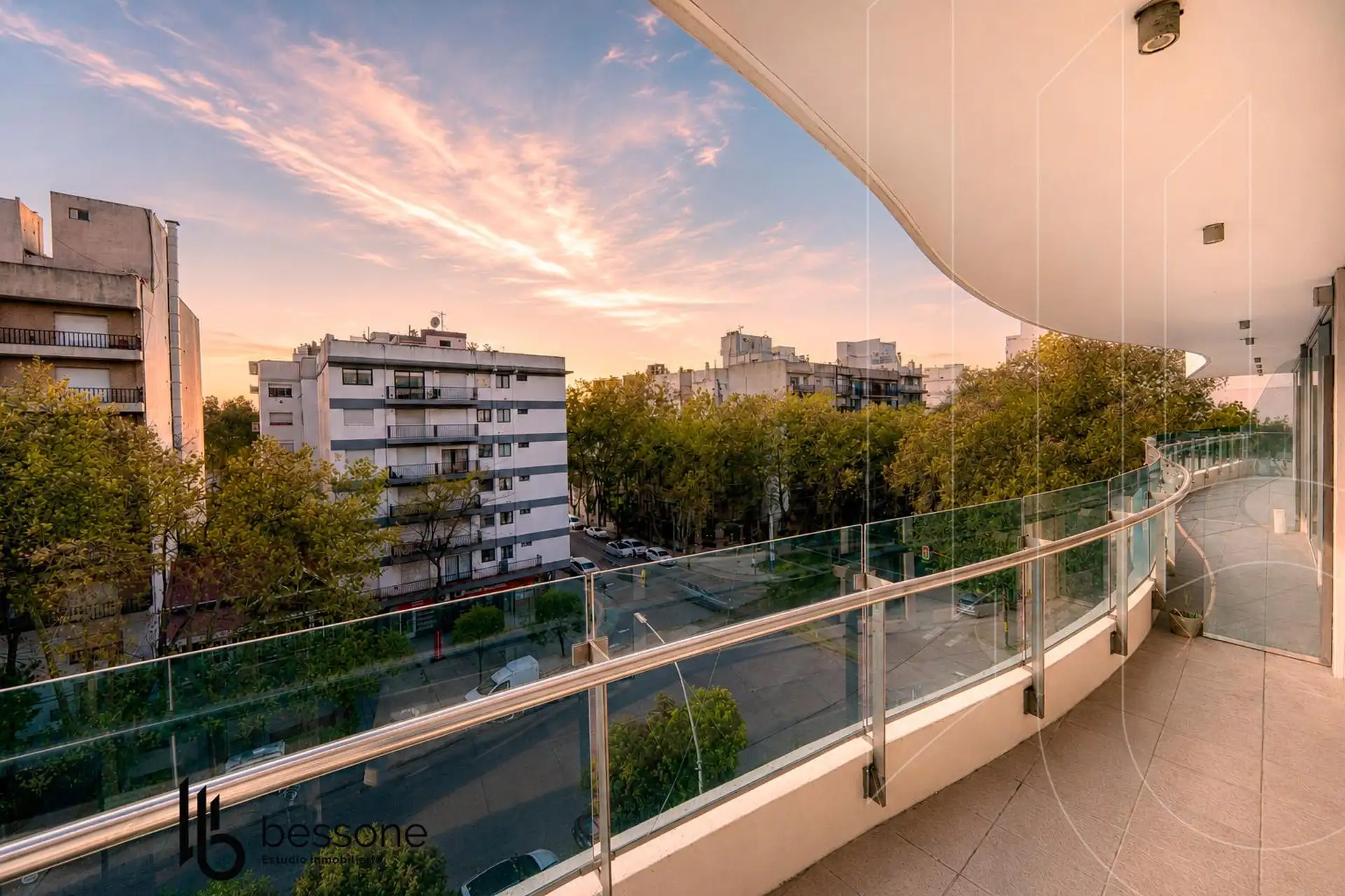 Depto 2 amb, 61m² con amenities y cochera optativa — La Perla Sur
