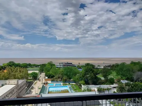 Departamento en Olivos 3 ambientes con gran balcón y excelente vista al rio piso 13 TORRE DOMUS