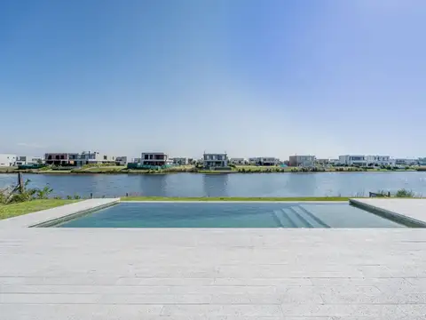 Casa en Alquiler A Estrenar