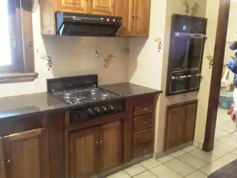 Casa en Venta en Berazategui, USD 450.000