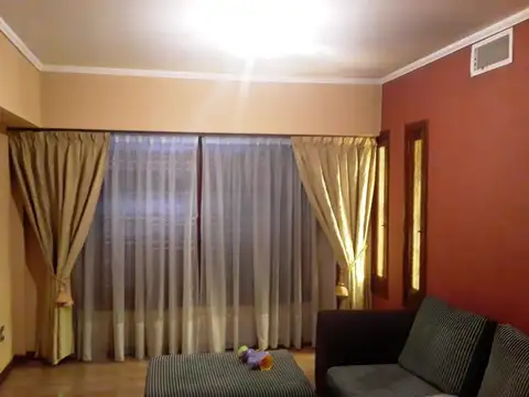 Casa 6 ambientes con 3 baños