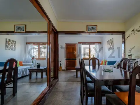 Venta casa 3 ambientes con galpón, Barrio Regional, Mar del Plata.