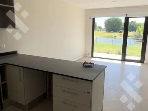 Depto Tipo Casa en Alquiler de 1 dormitorio