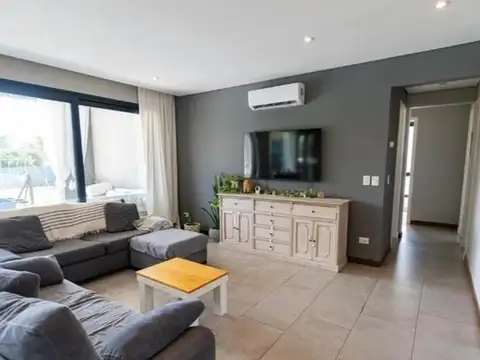 Casa en Venta en Haras Santa Maria, USD 250.000
