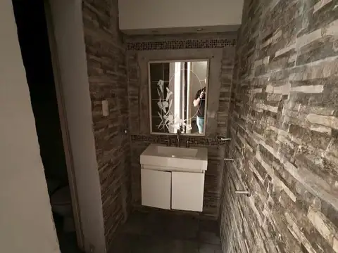 Depto Tipo Casa en Venta de 5 dormitorios