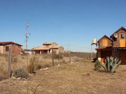 Terreno en Venta en Los Cocos, USD 13.000