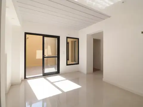 Depto Tipo Casa en Venta en Liniers, USD 135.000