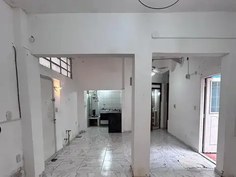 Depto Tipo Casa en Alquiler de 1 dormitorio