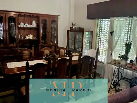 Casa 3 ambientes con 2 baños