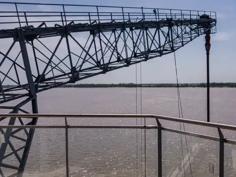 ALQUILER OFICINA CON VISTA AL RIO DE 170m2 EN PUERTO NORTE