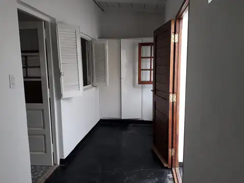 Depto Tipo Casa en Alquiler de 3 ambientes