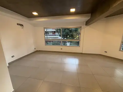 Oficina en Venta al Norte