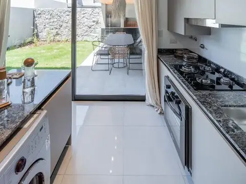 Casa en Venta al Noreste