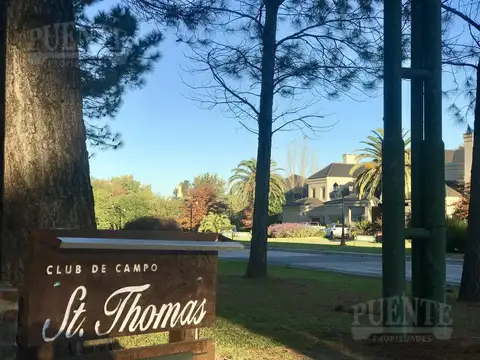 Terreno en Venta de 833,0 m2