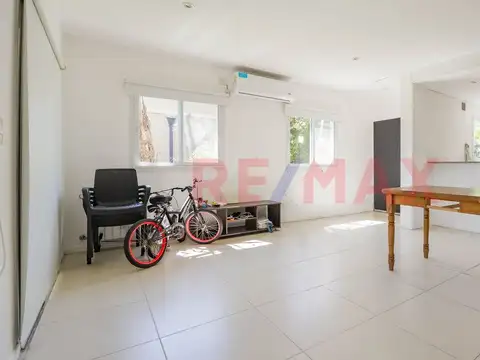 Casa Venta  4 amb  Santa Guadalupe Pilar del Este